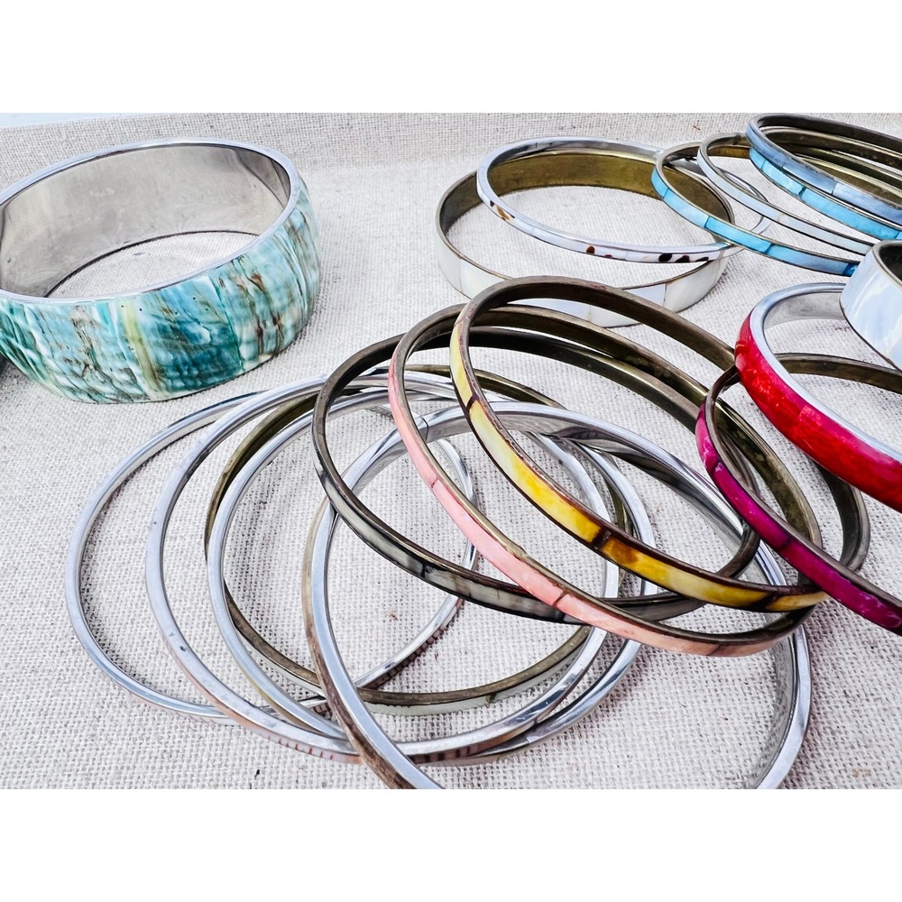 Vintage l Shell Multicolor Inlay Bangle & Cuff Bracelet Lot of 18 - Picture 13 of 16